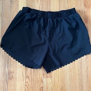 NOWT Zelos Scalloped Shorts
